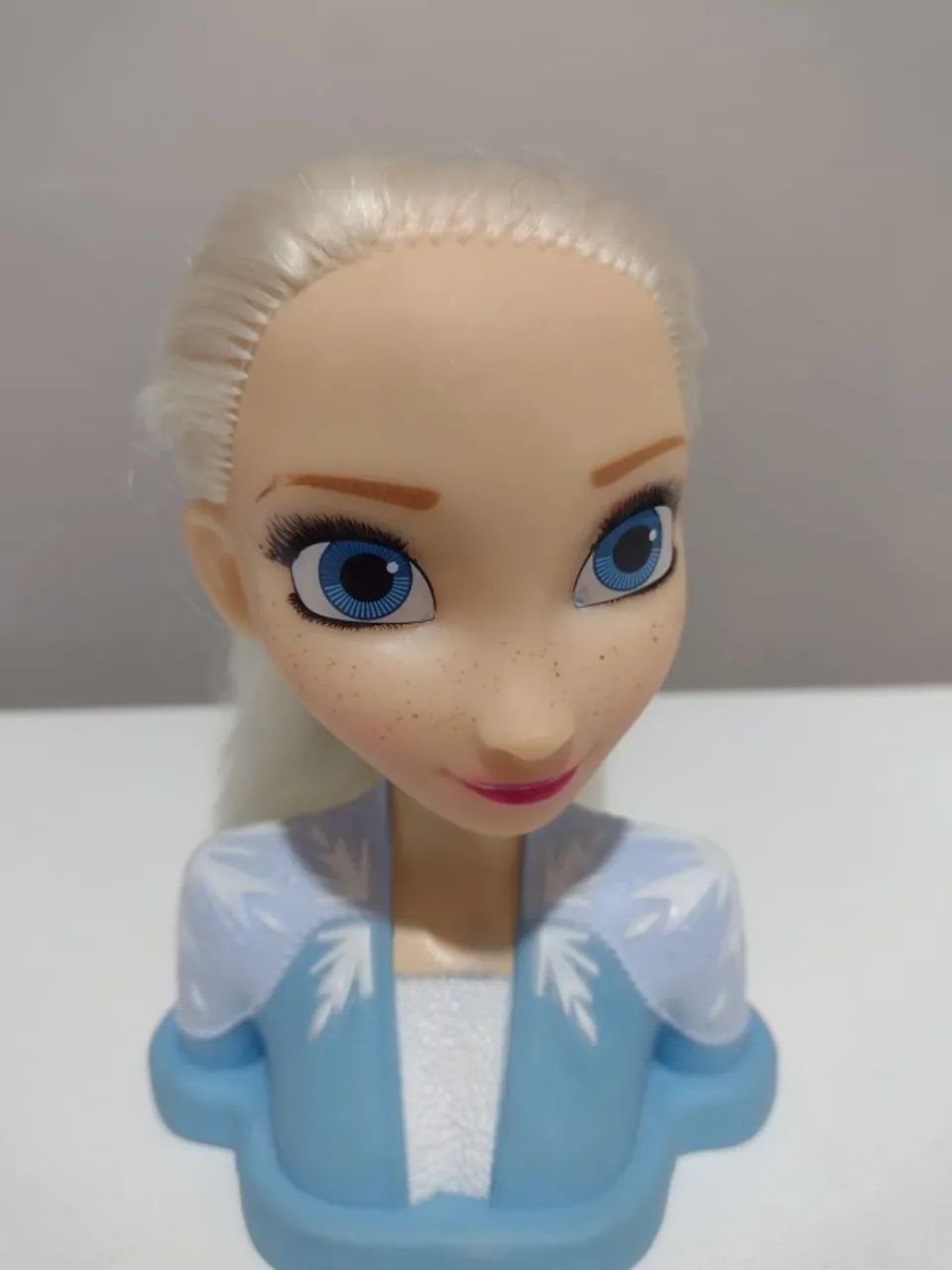 boneca elsa - frozen - para pentear e enfeitar