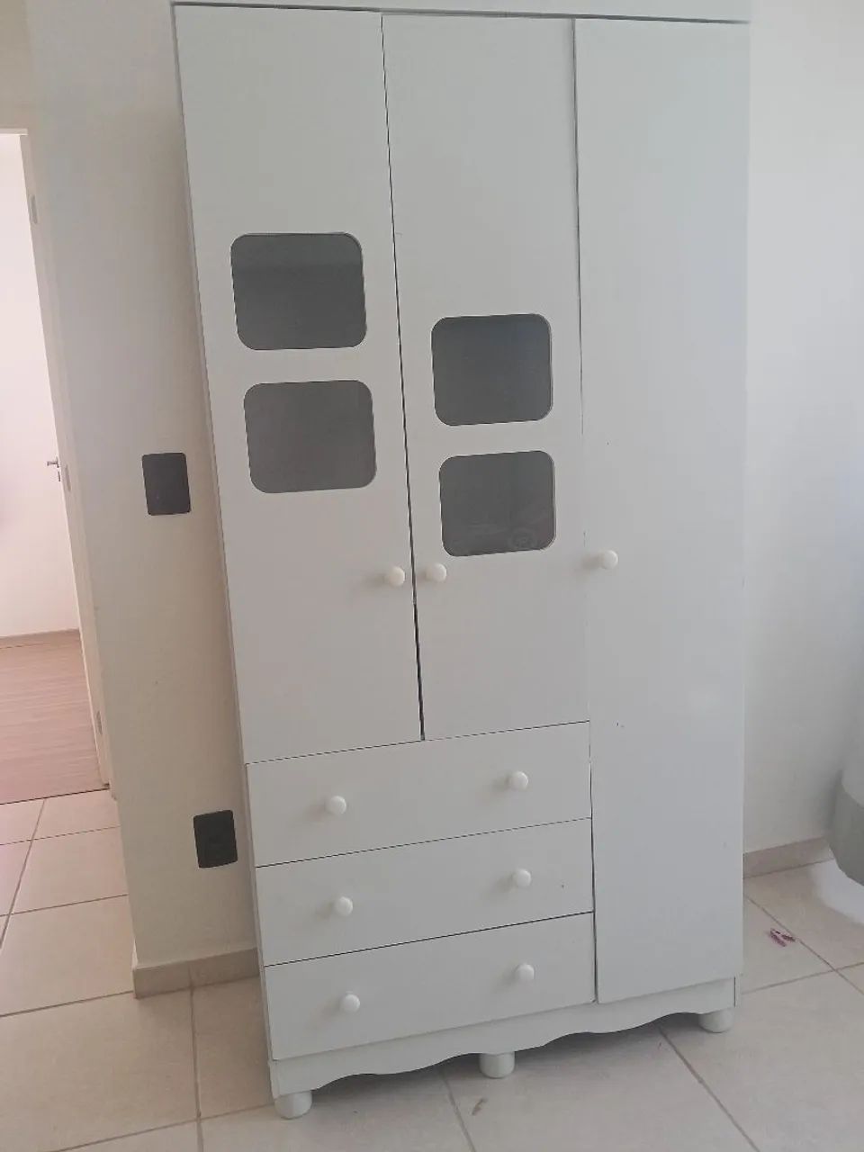 Guarda roupa infantil 