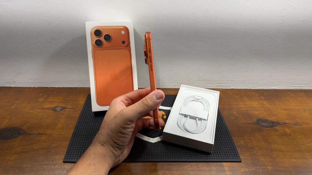 Iphone 17 pro max 256GB laranja  - Foto 3