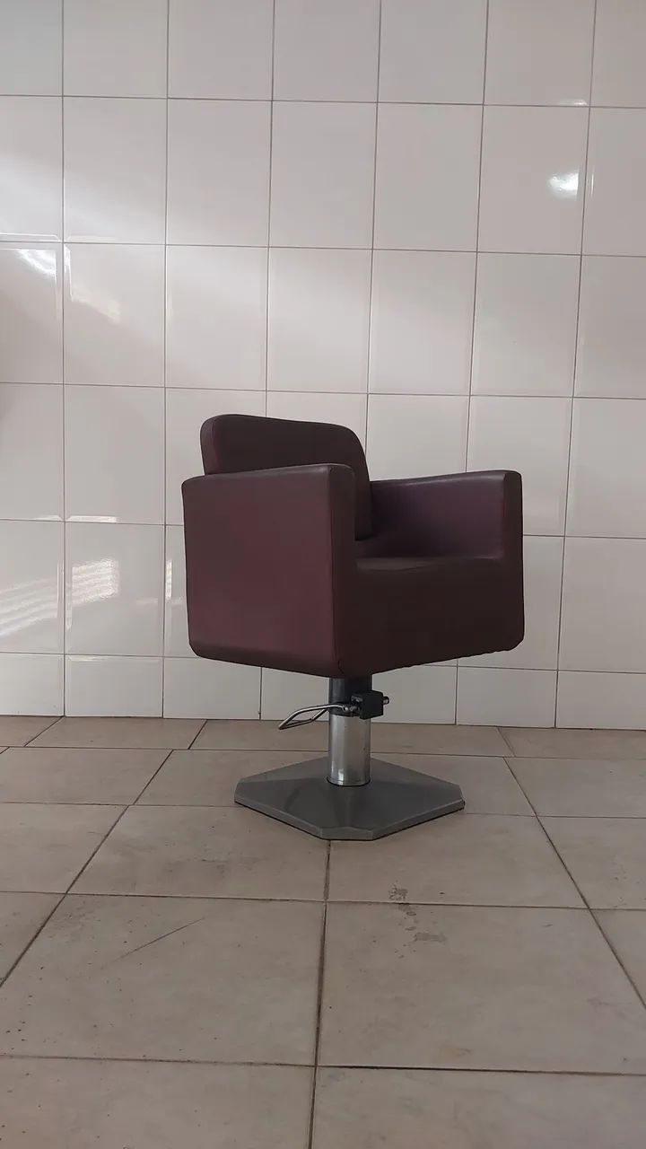 Poltrona de salão de cabeleireiro 
