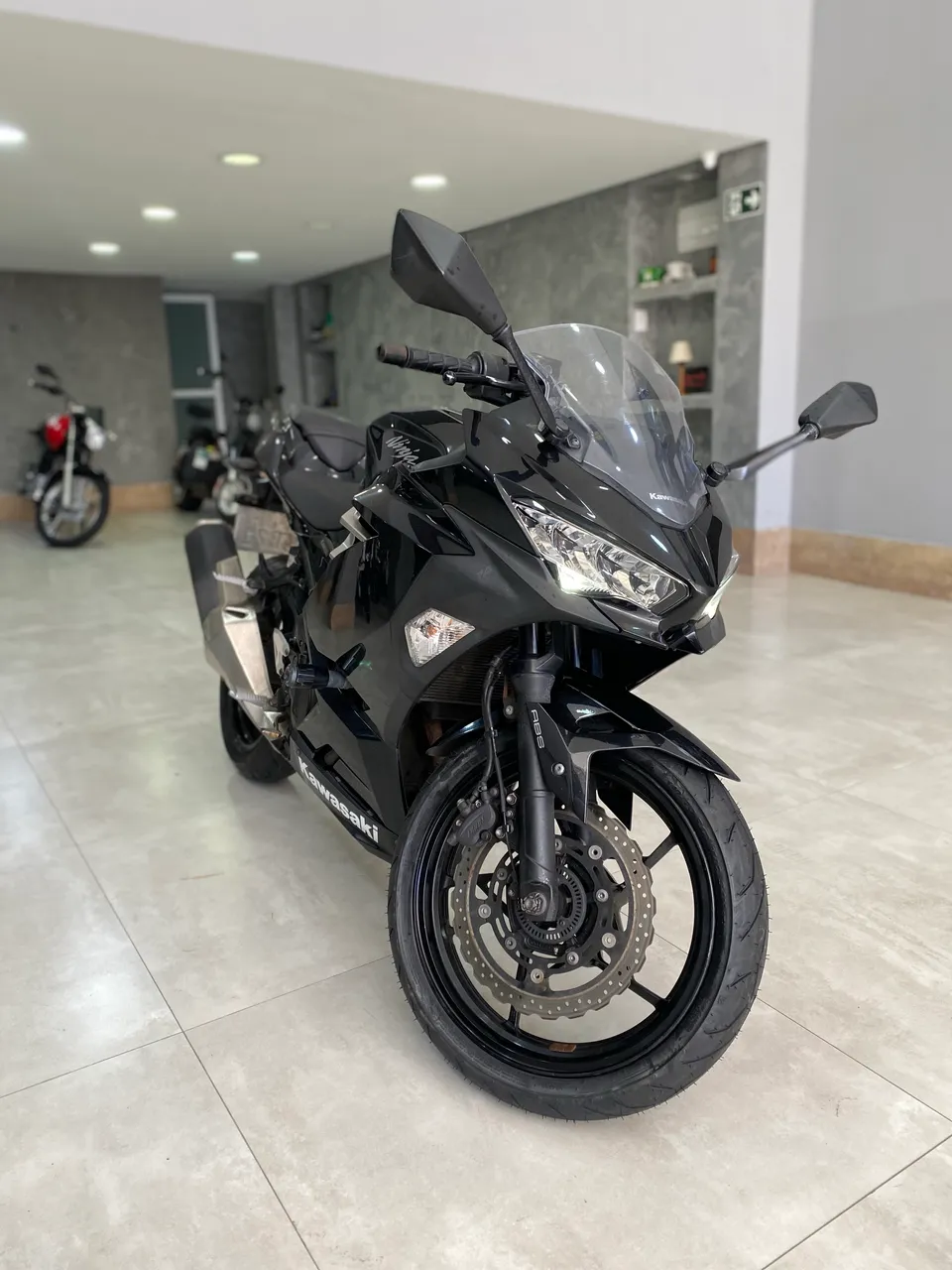 Kawasaki Zx-11 1100cc 1995 - 1306646236 | OLX