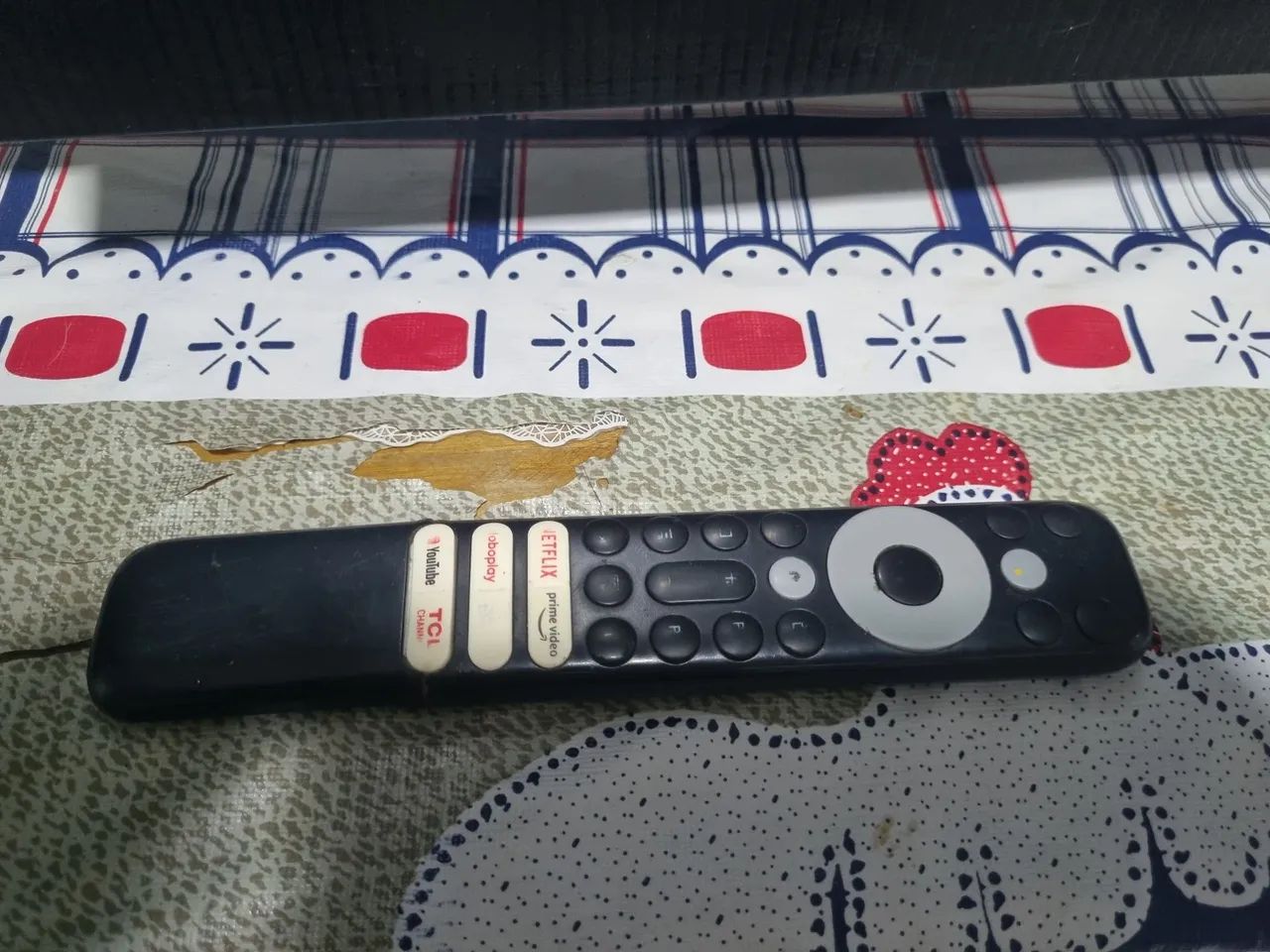 Smart TV Semp, com tela quebrada  - Foto 4