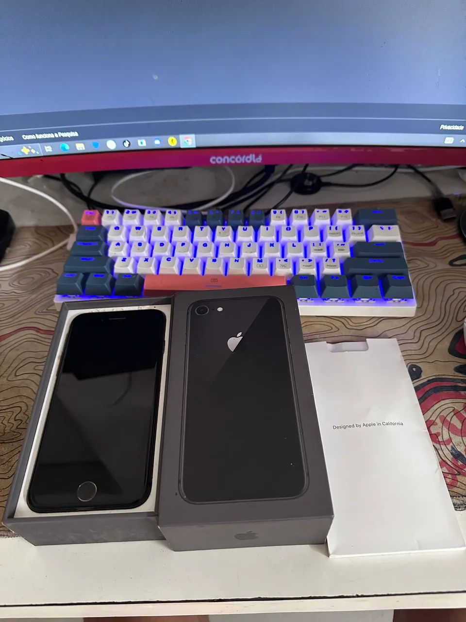 Iphone 8 256gb pra vender logo