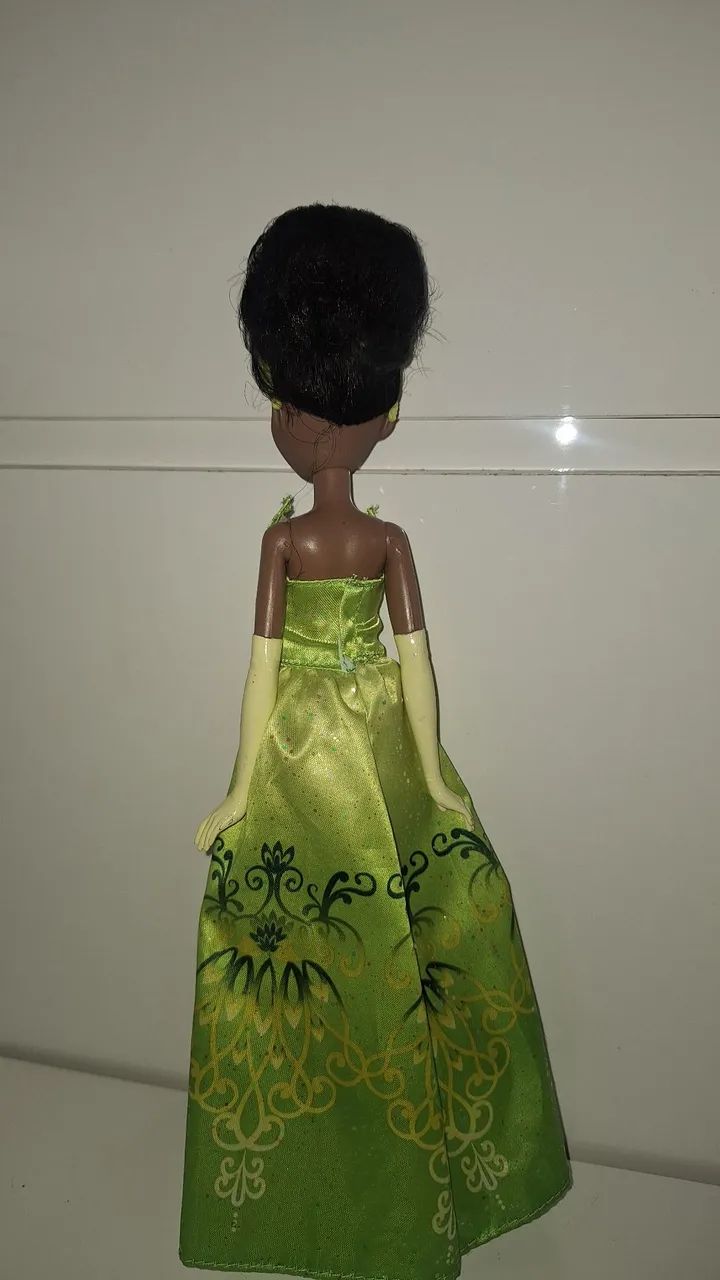 Boneca disney Tiana a princesa e o sapo - Foto 4