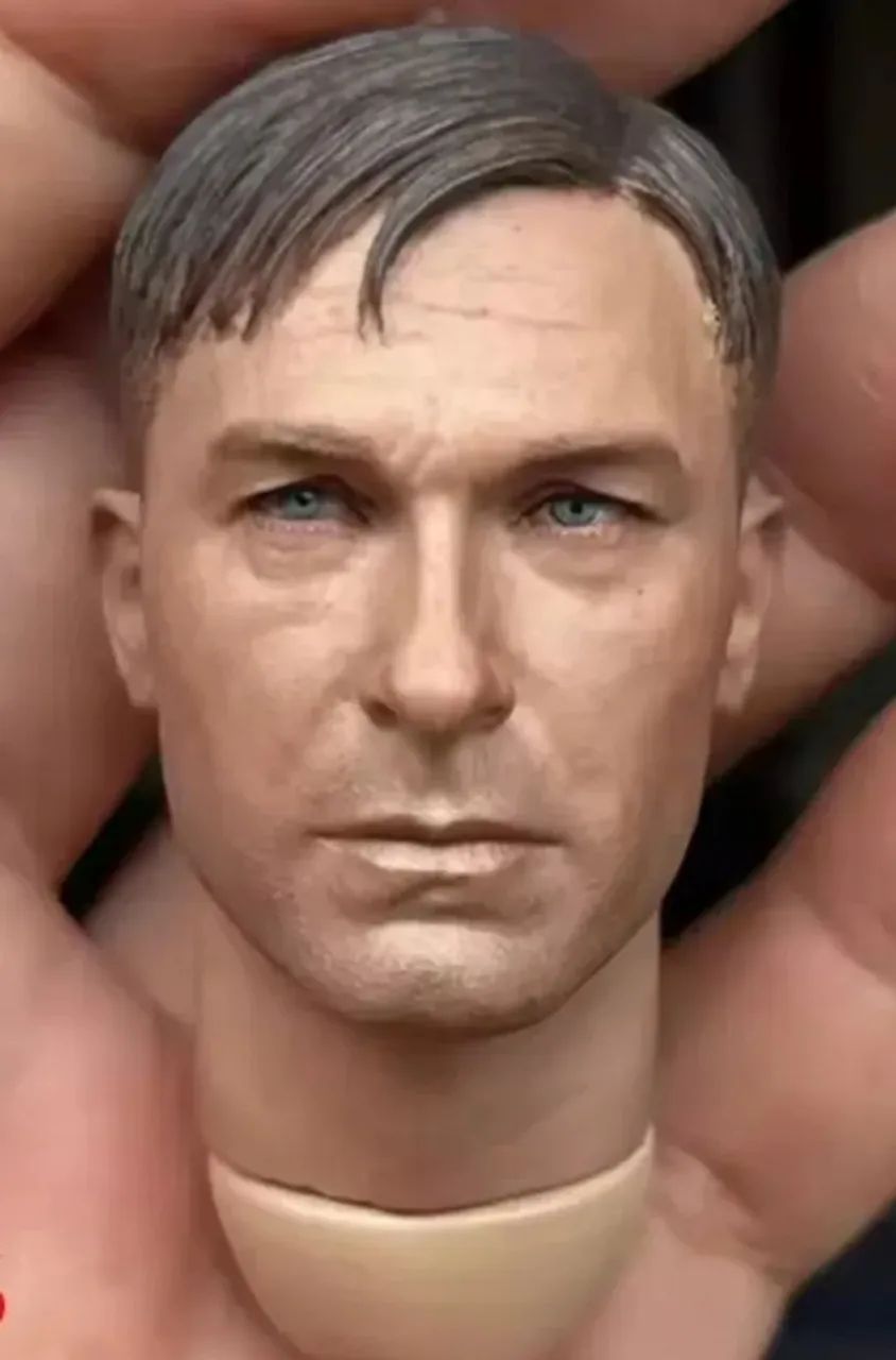 Soldado head 1/6 Hot toys 