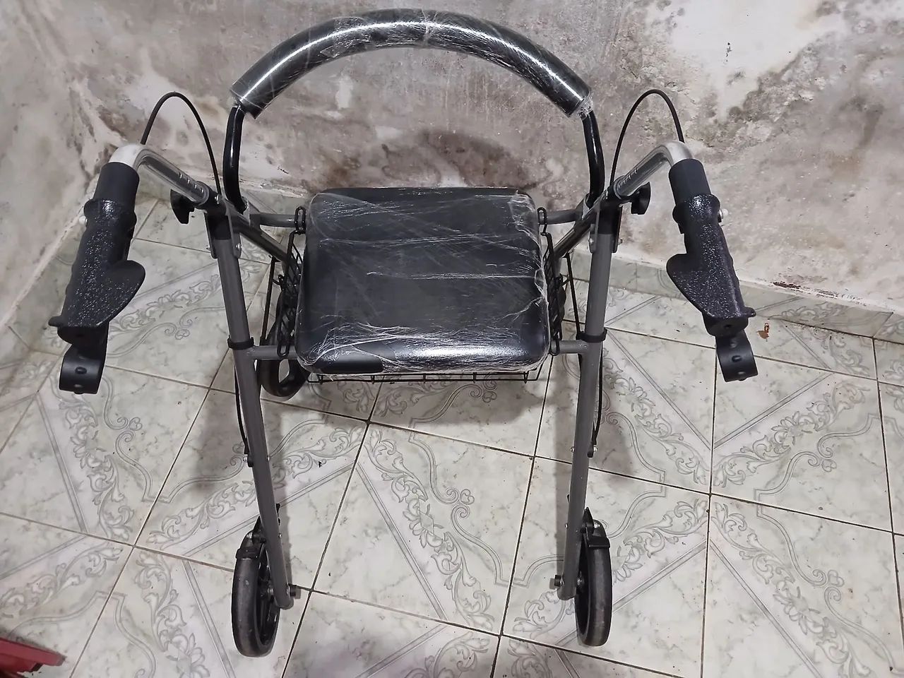 Andador seminovo - Foto 2