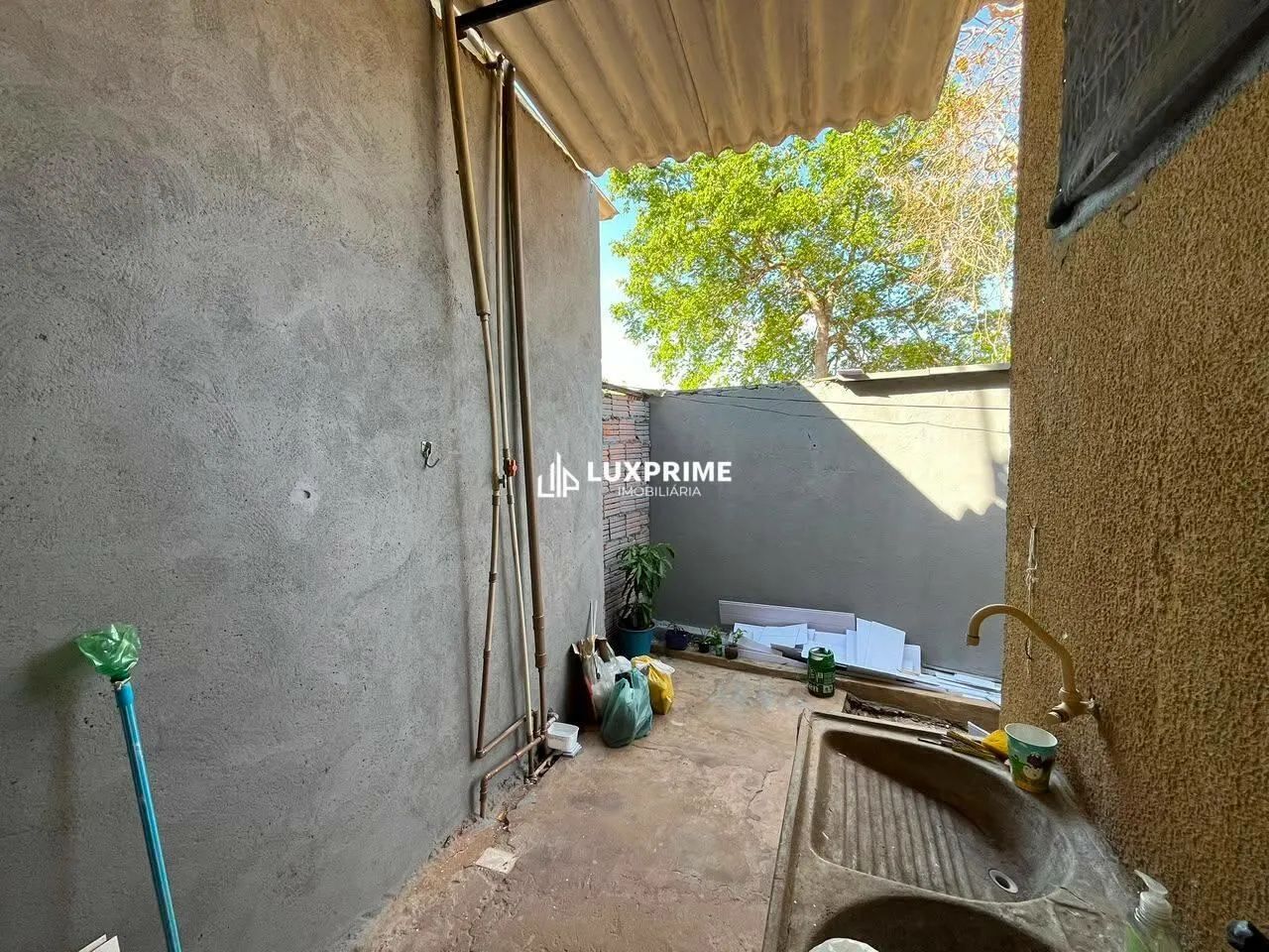 casa com 2/4 garagem apenas para moto em Luzimangues - Foto 3