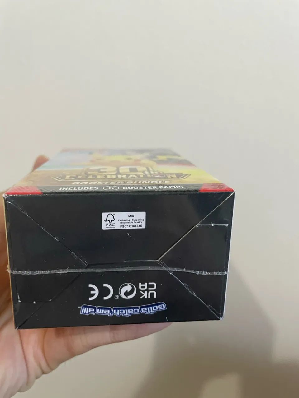 INGLES - como de pacotes - mini bb - pokemon - 30 anos - booster box - Foto 4