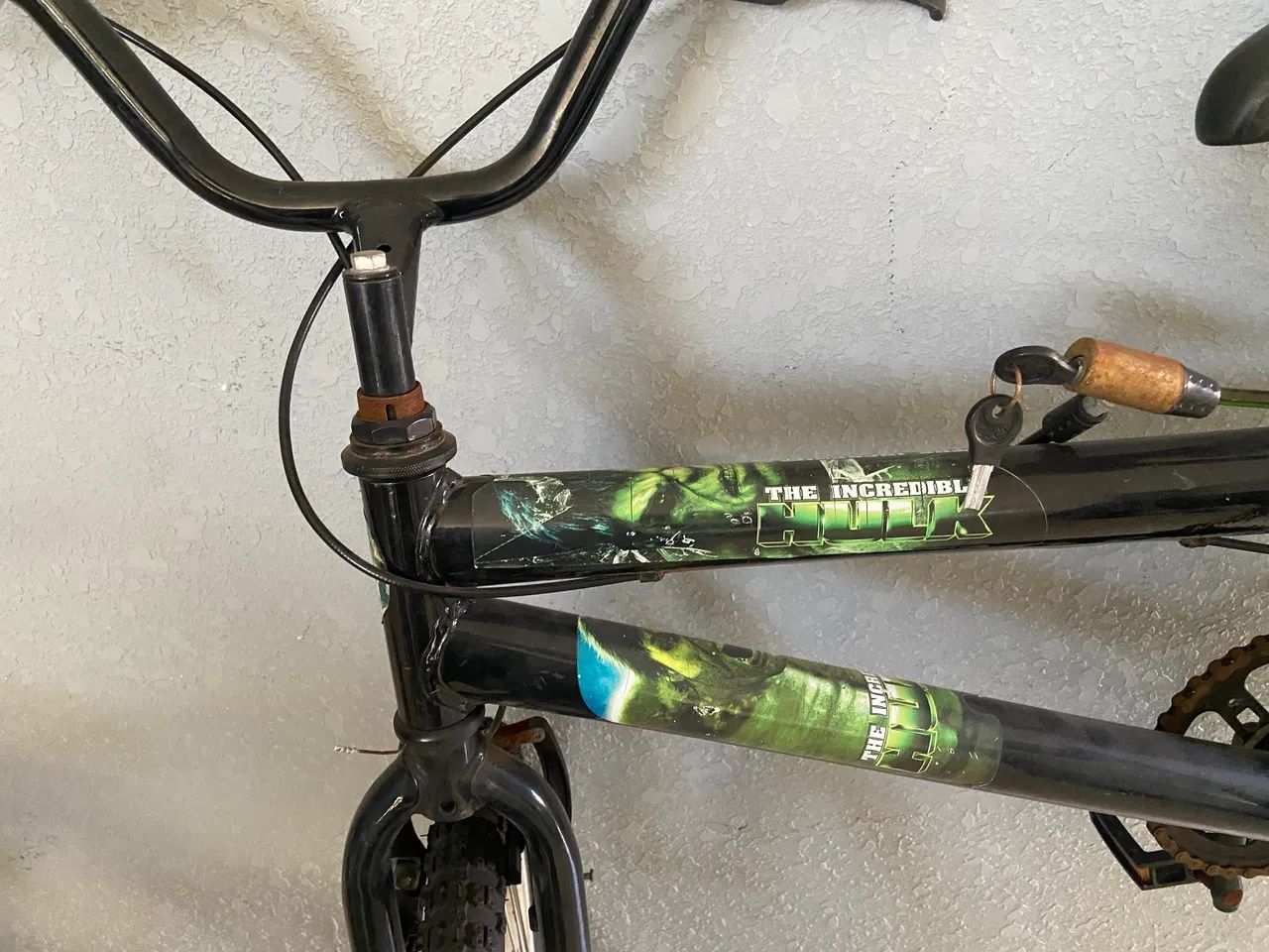 Bicicleta BMX Temática Incrível Hulk  - Foto 3