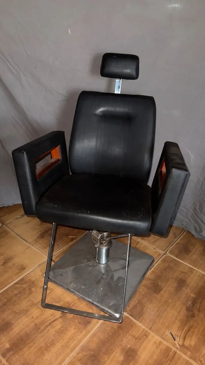 Cadeira profissional de barbearia ? * - Foto 3