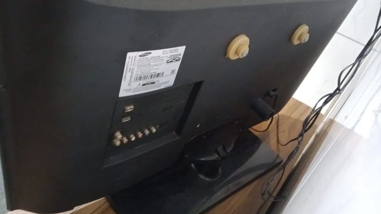 Vendo tv 32 polegadas ( não smart) - Foto 4
