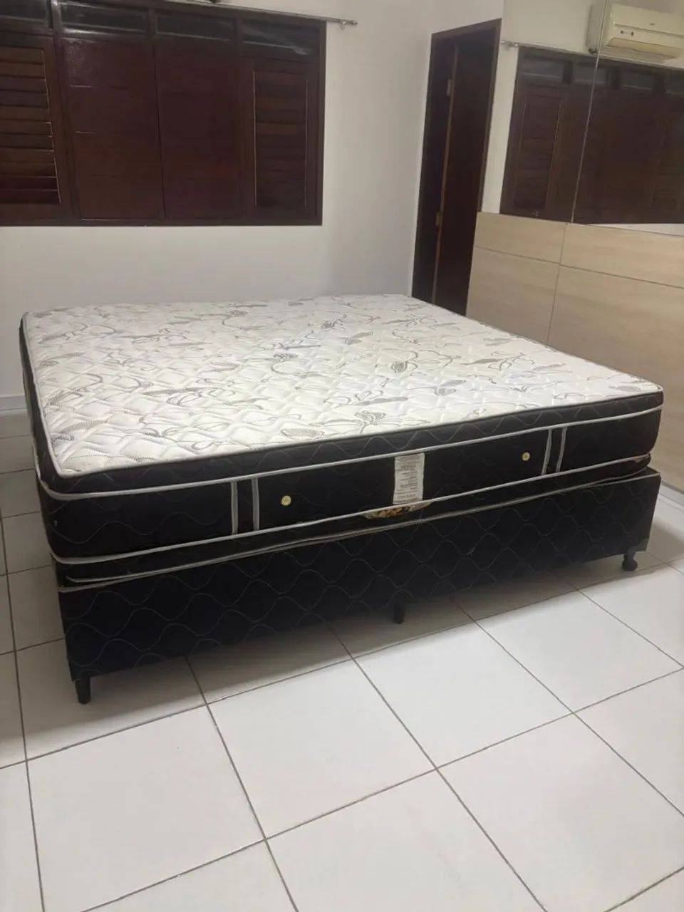 Cama com colchão  - Foto 2