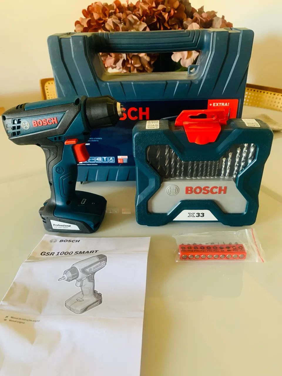 Parafusadora furadeira BOSCH SMART 1000 12V