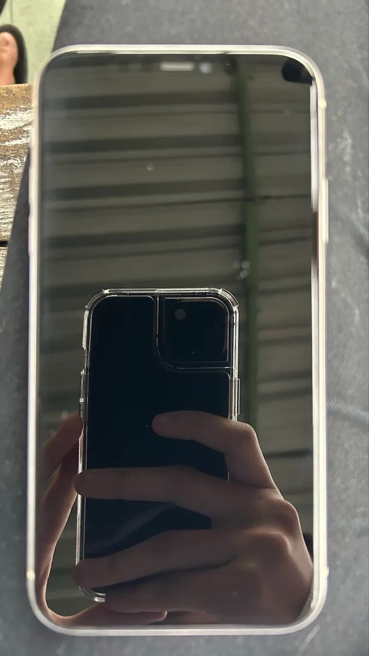 vende-se iphone 11 - Foto 2