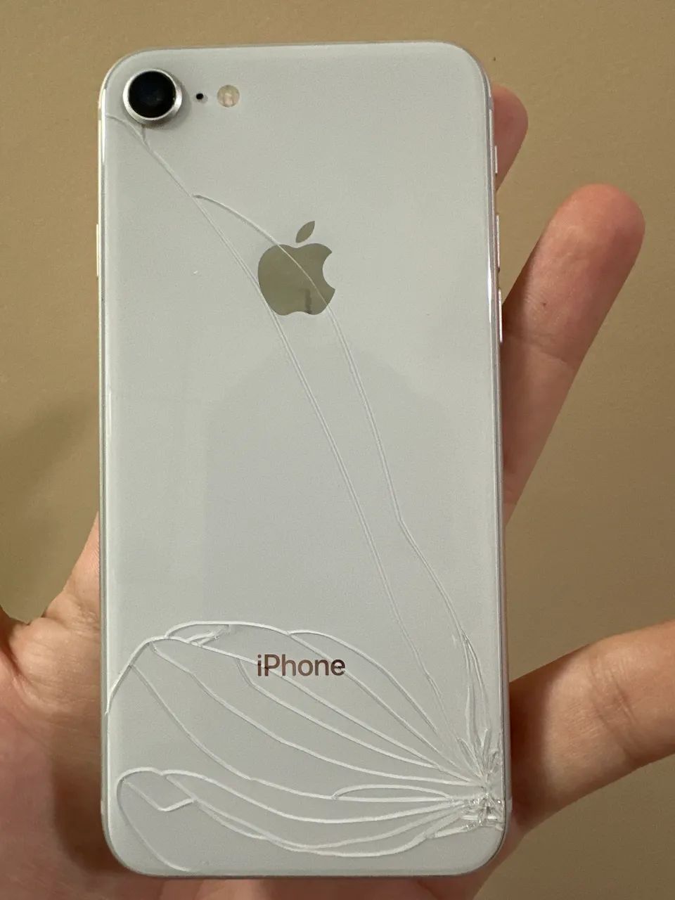 iPhone 8 - 64gb  - Foto 2