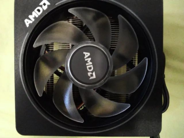 Fan Cooler AMD AM4 Wraith Prism Rgb - Foto 5