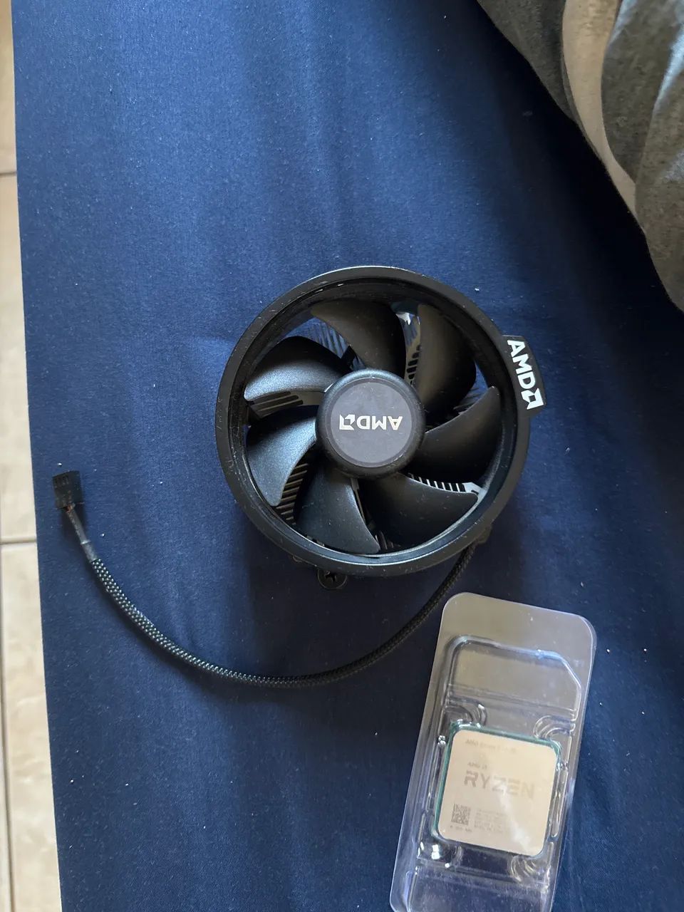 RYZEN 3 2200G imperdível!!!! + Cooler original AMD - Foto 3