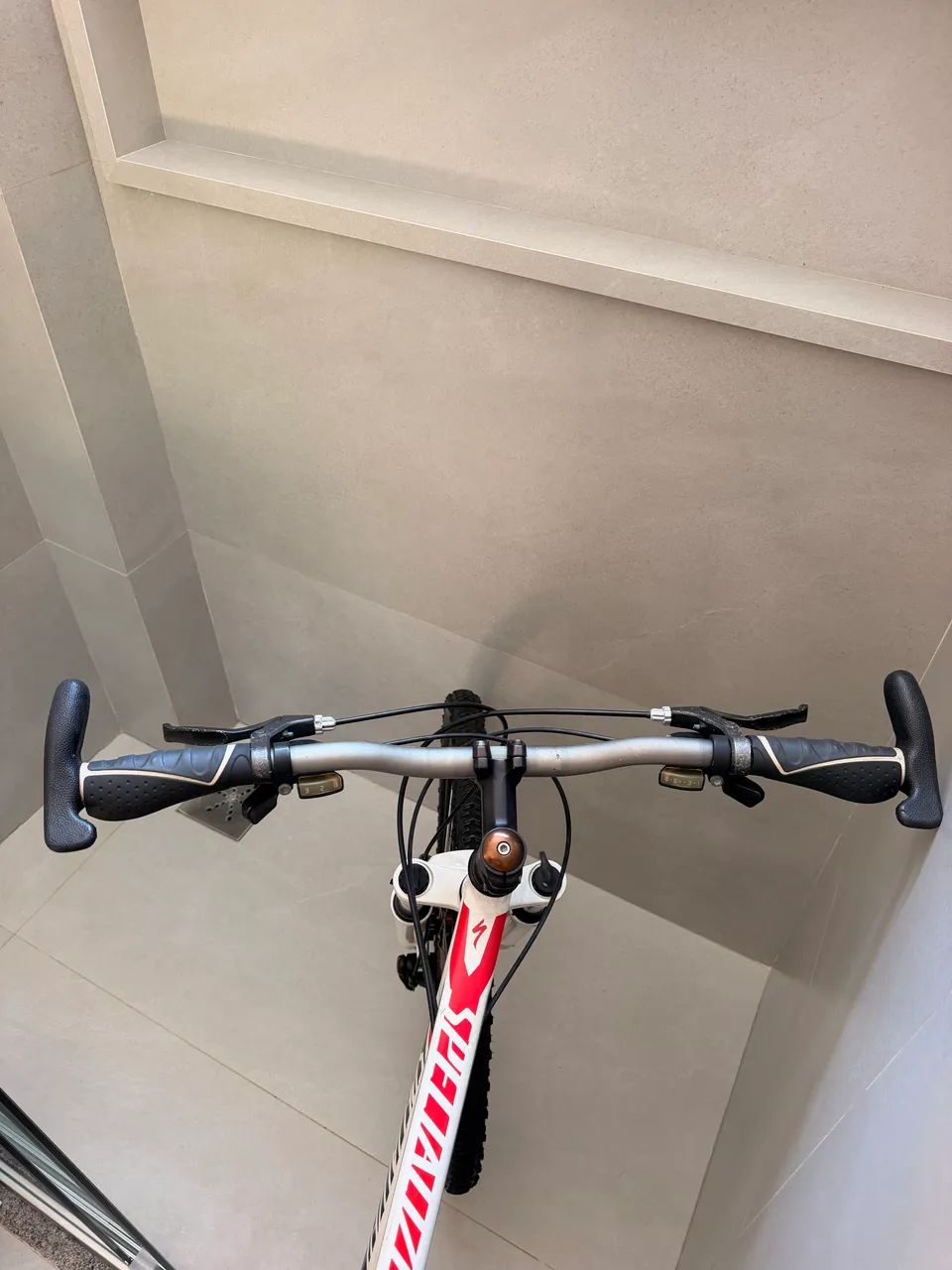 Bicicleta Specialized Hardrock Aro 26  - Foto 3