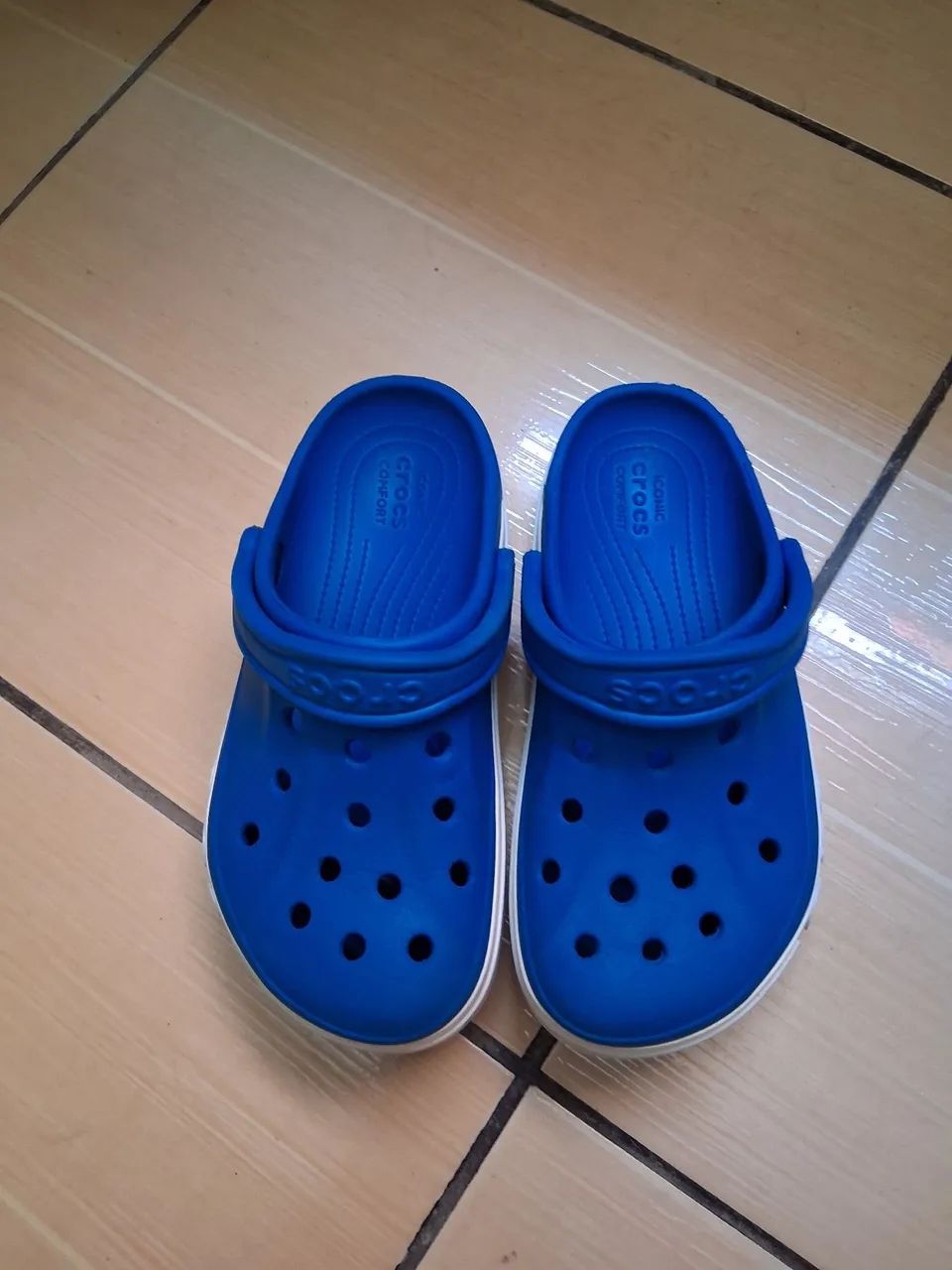 Crocs infantil. 