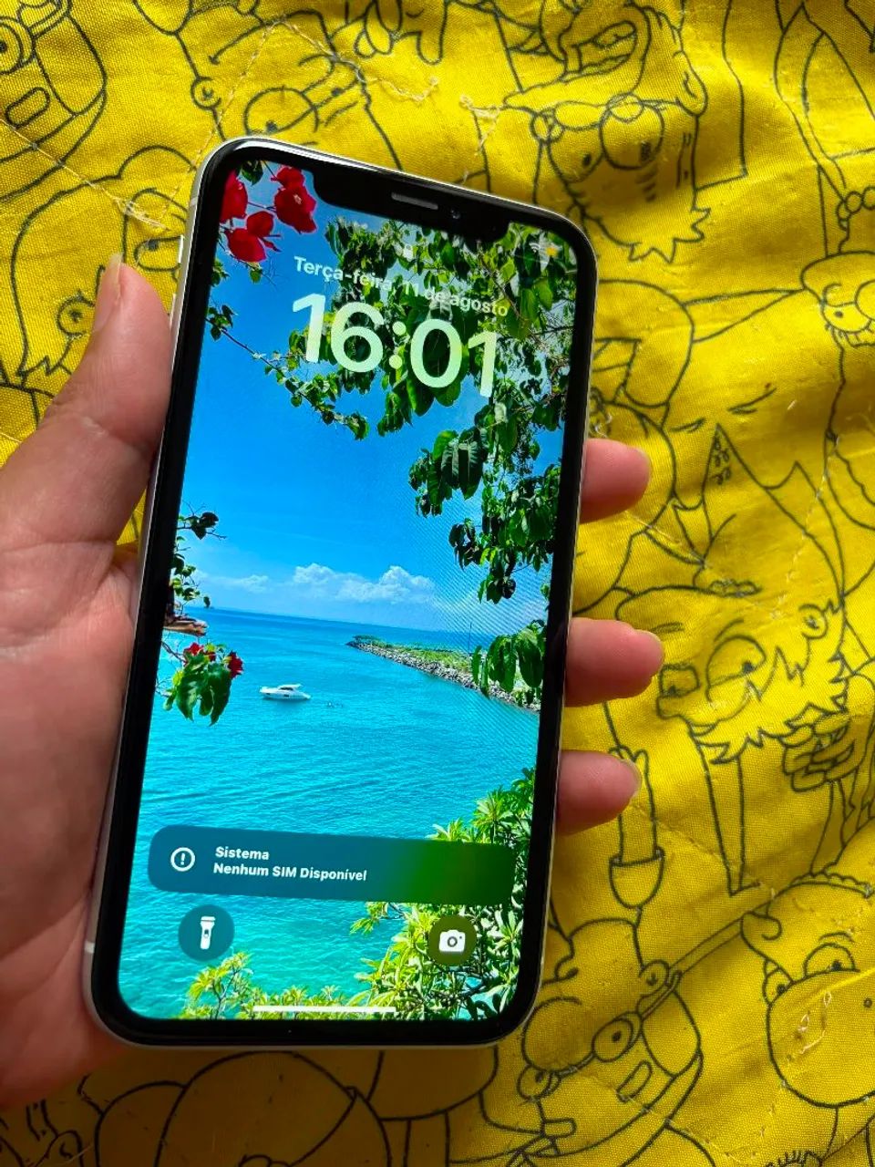 iphone xr em ótimo estado