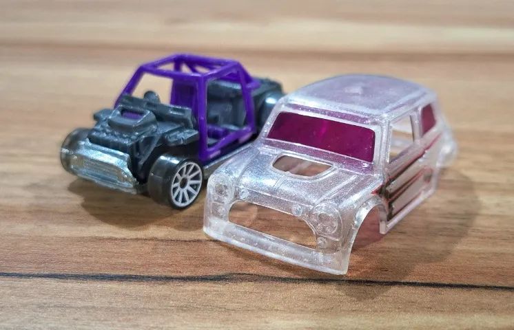 Hot Wheels Morris Mini - Phantom X-Raycers Series 2008 (Loose)
