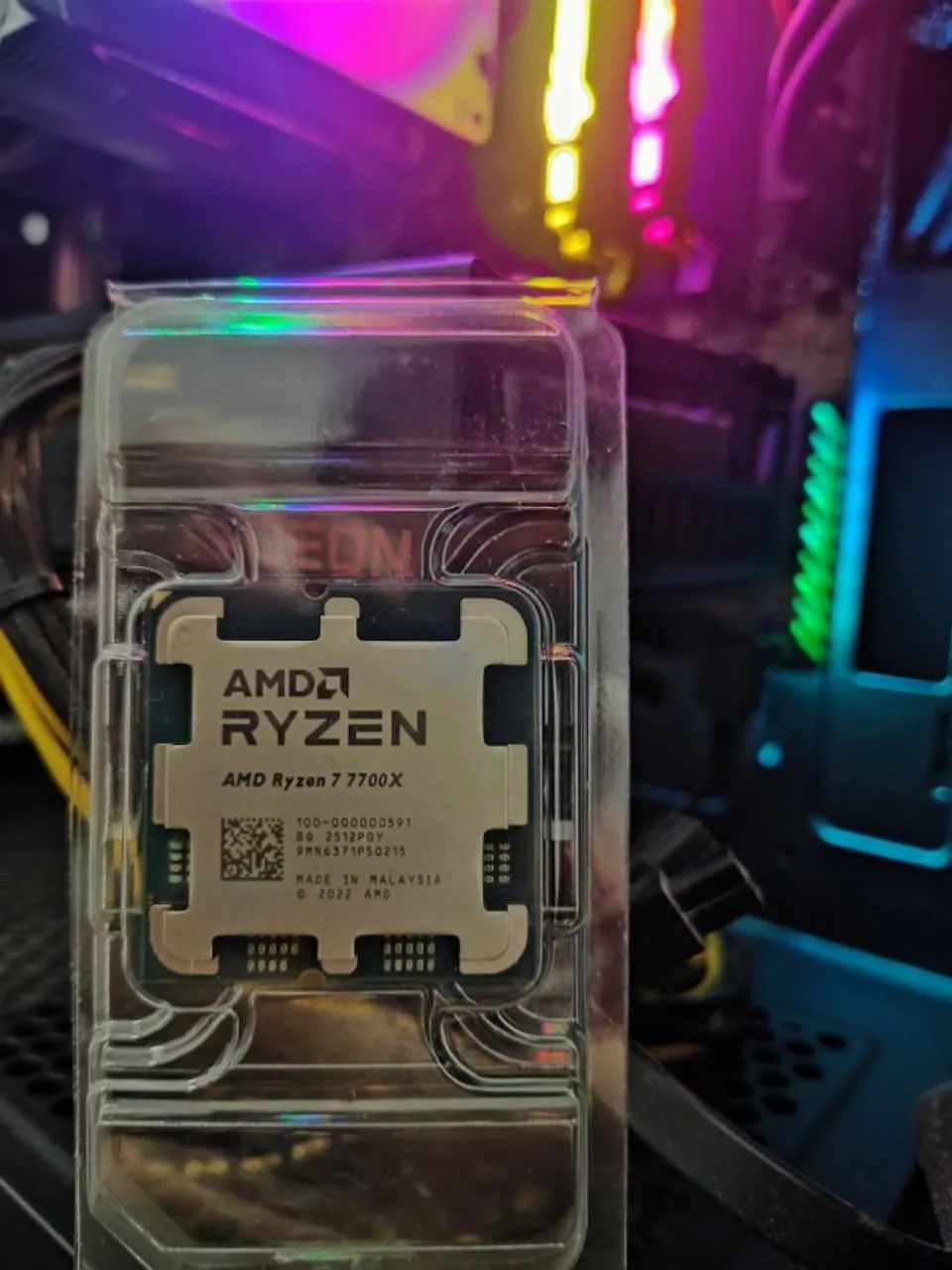 Processador AMD Ryzen 7 7700X, 5.4GHz Max Turbo Cache 40MB, AM5, 8