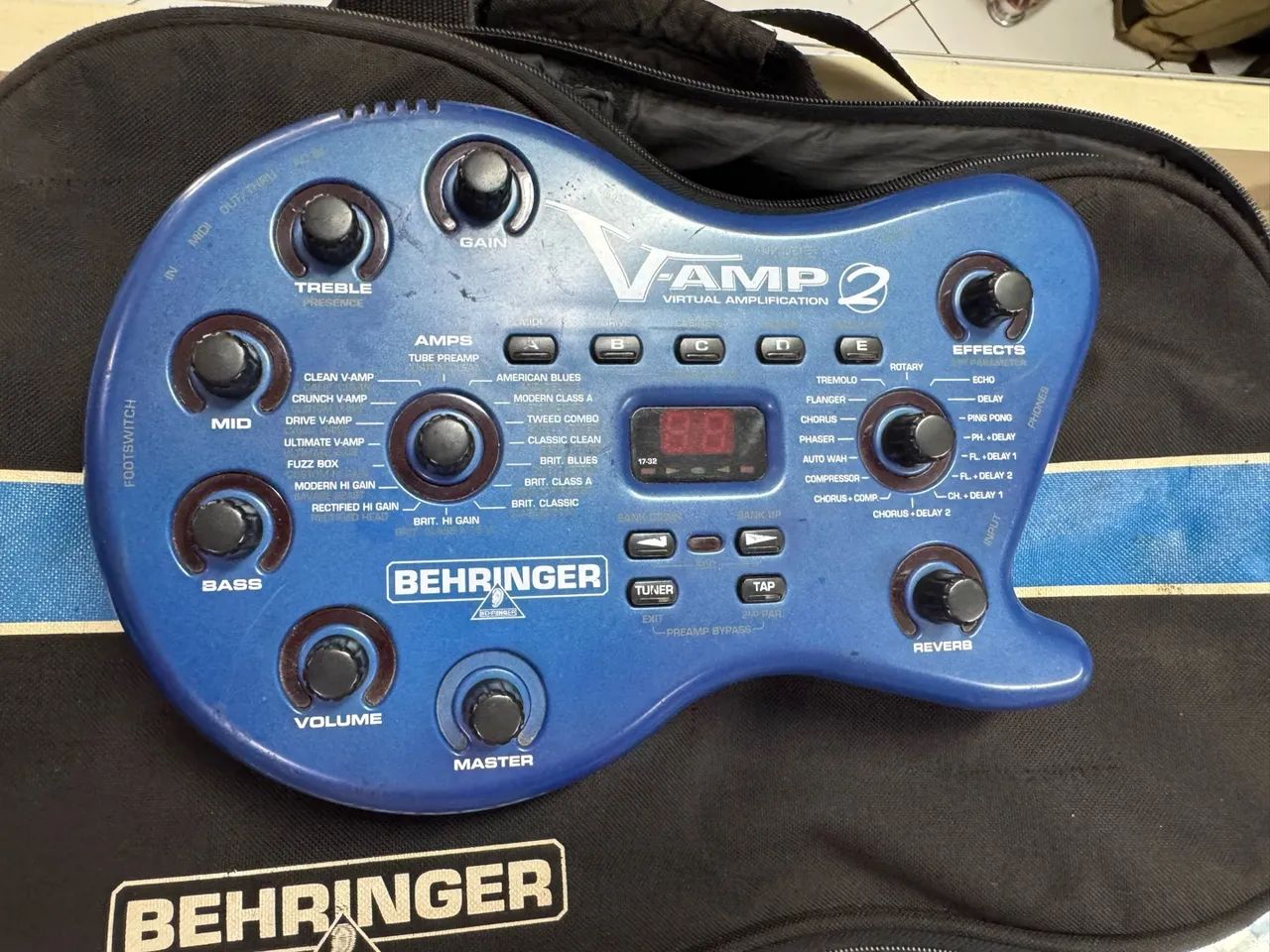 Pedaleira Vamp 2 Behringer - Instrumentos musicais - Asa Norte