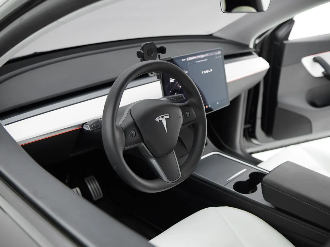 Tesla Model Y Performance, foto 11 de 16