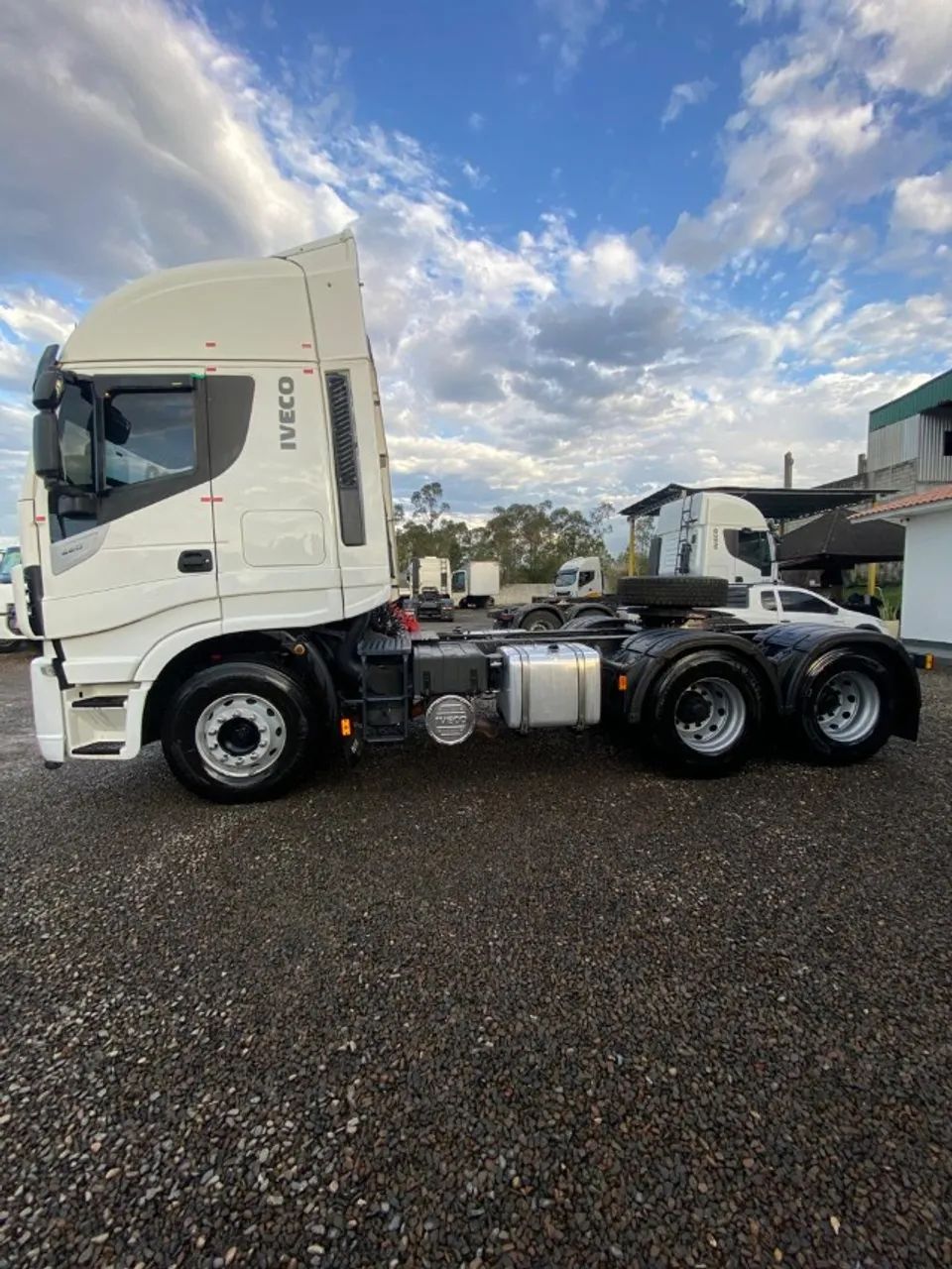 IVECO STRALIS 600S44T 6x2 - 2022 - Foto 5