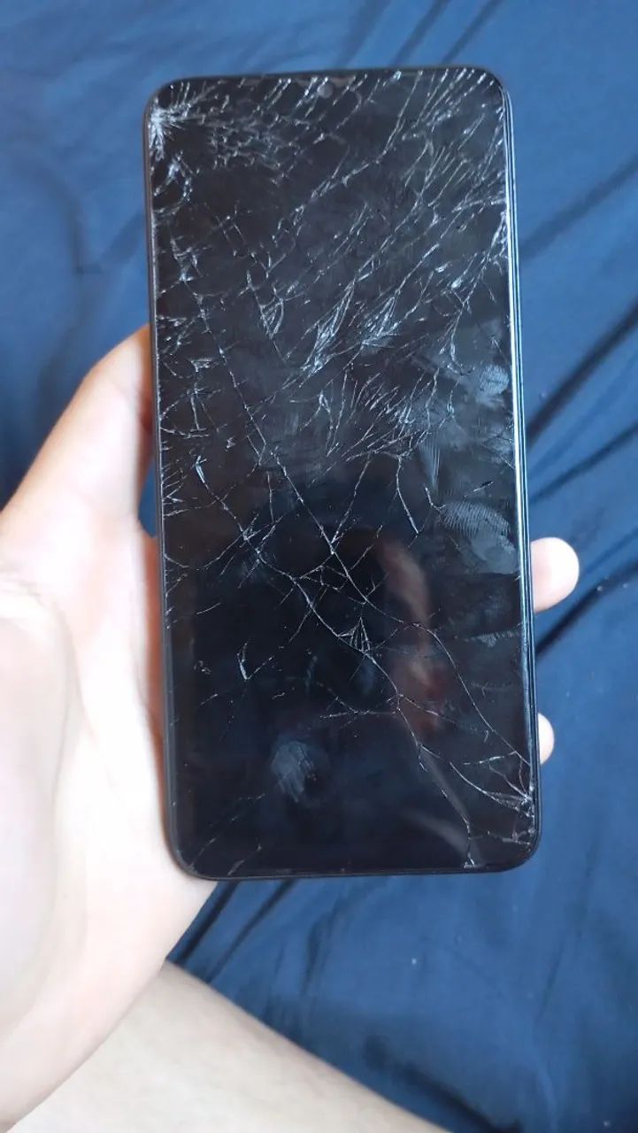 Estou vendendo este celular 