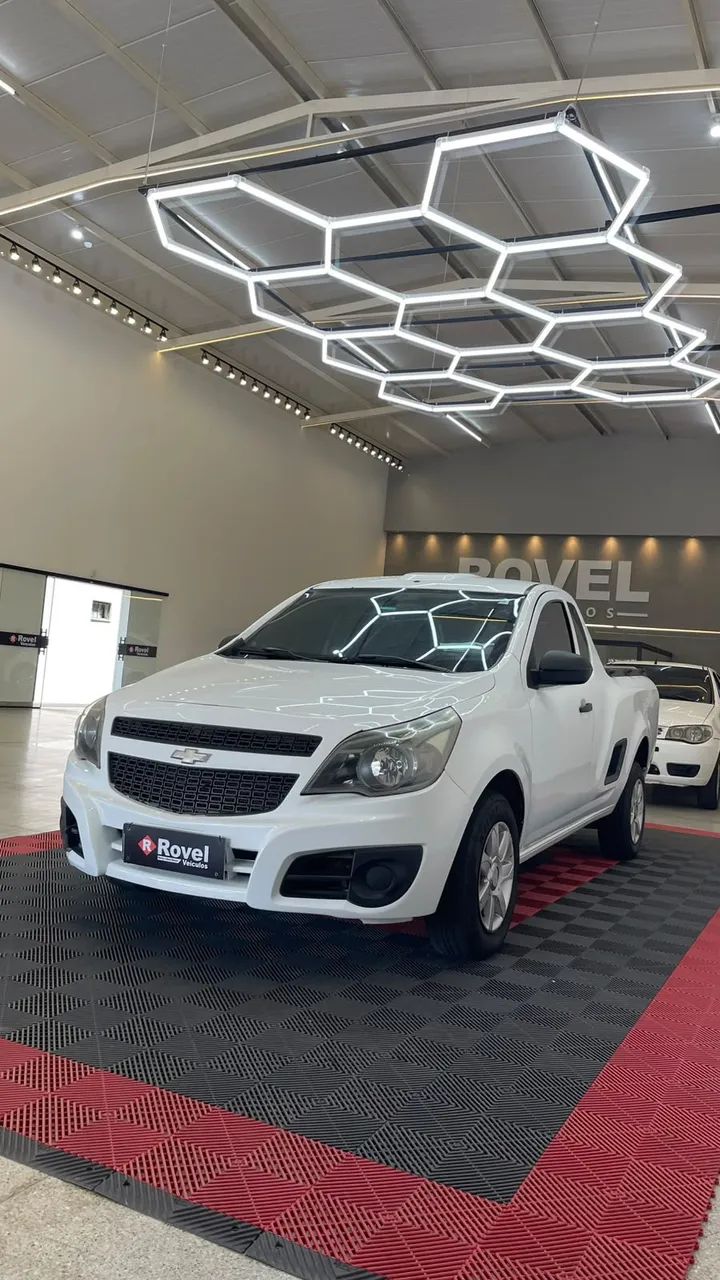 Chevrolet Montana MONTANA LS COMBO 1.4 8V ECONOFLEX 2p 2013