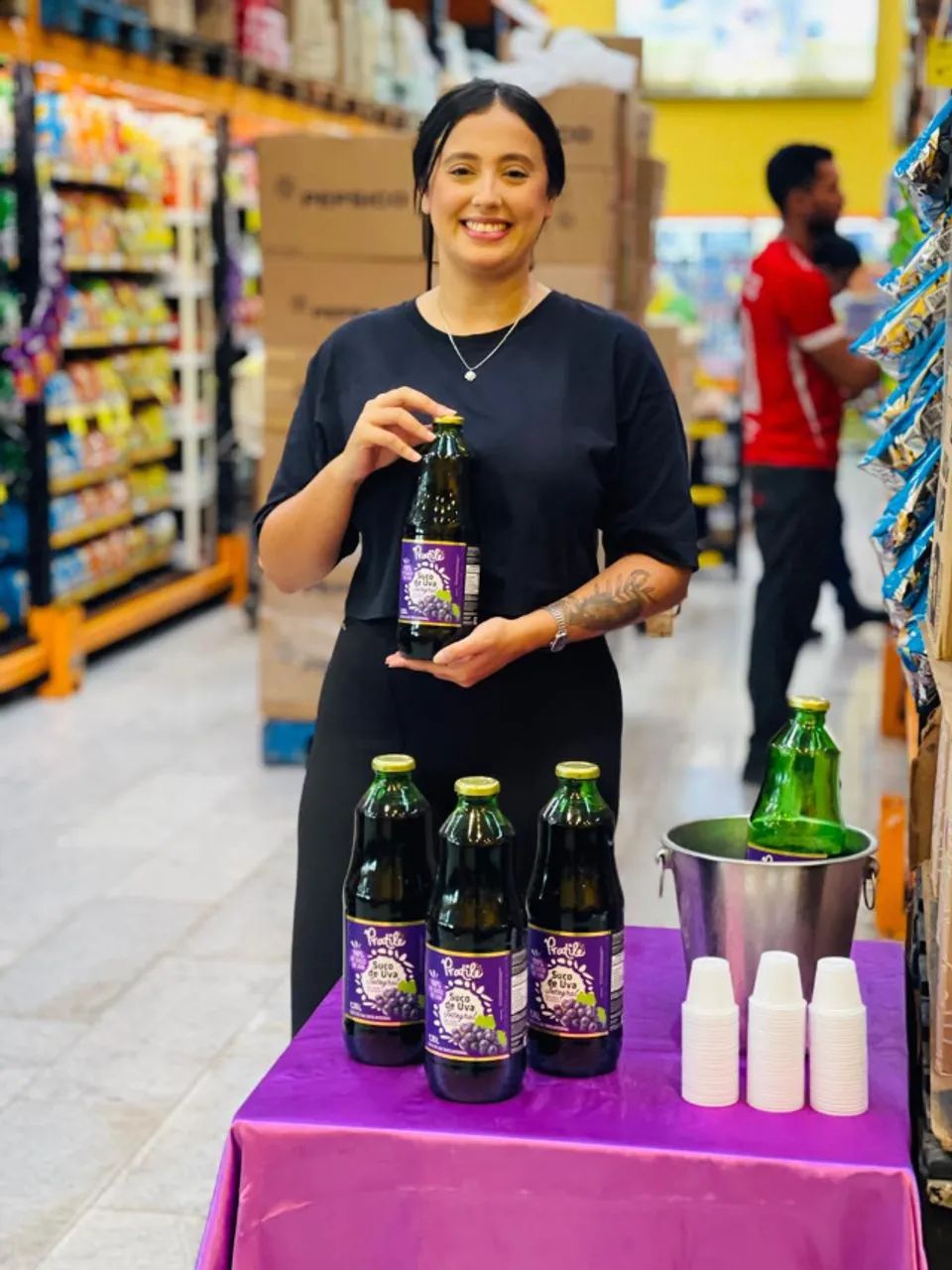Promotora / degustadora para eventos - Foto 3