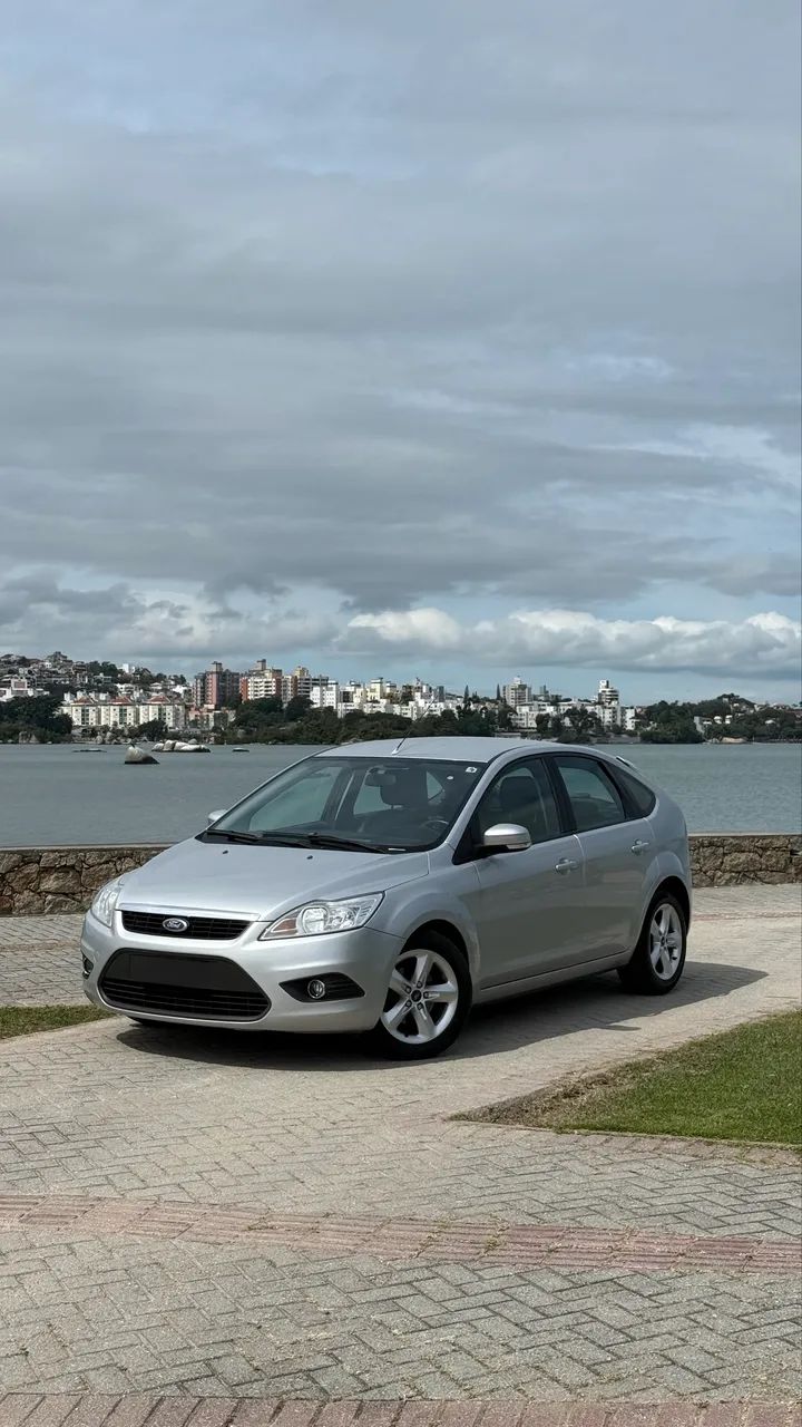 Ford Focus Focus 1.6 S/SE/SE Plus Flex 8V/16V  5p 2012