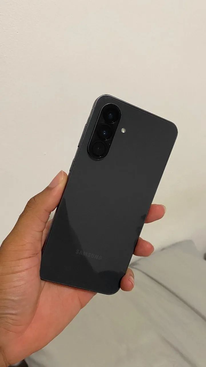 SAMSUNG A56 