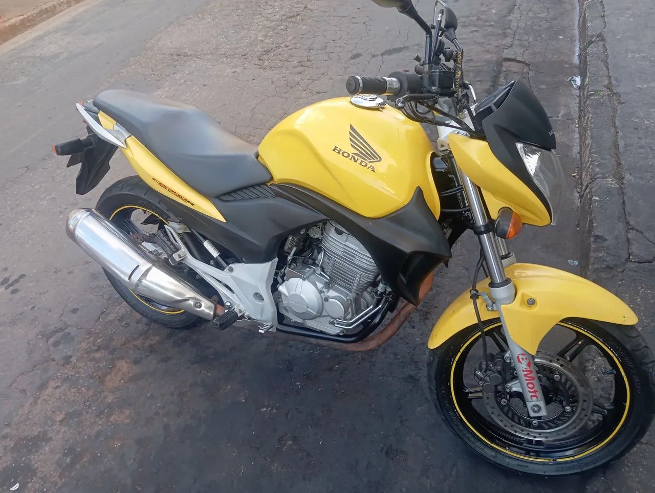 Cb 300 2011/12 nova