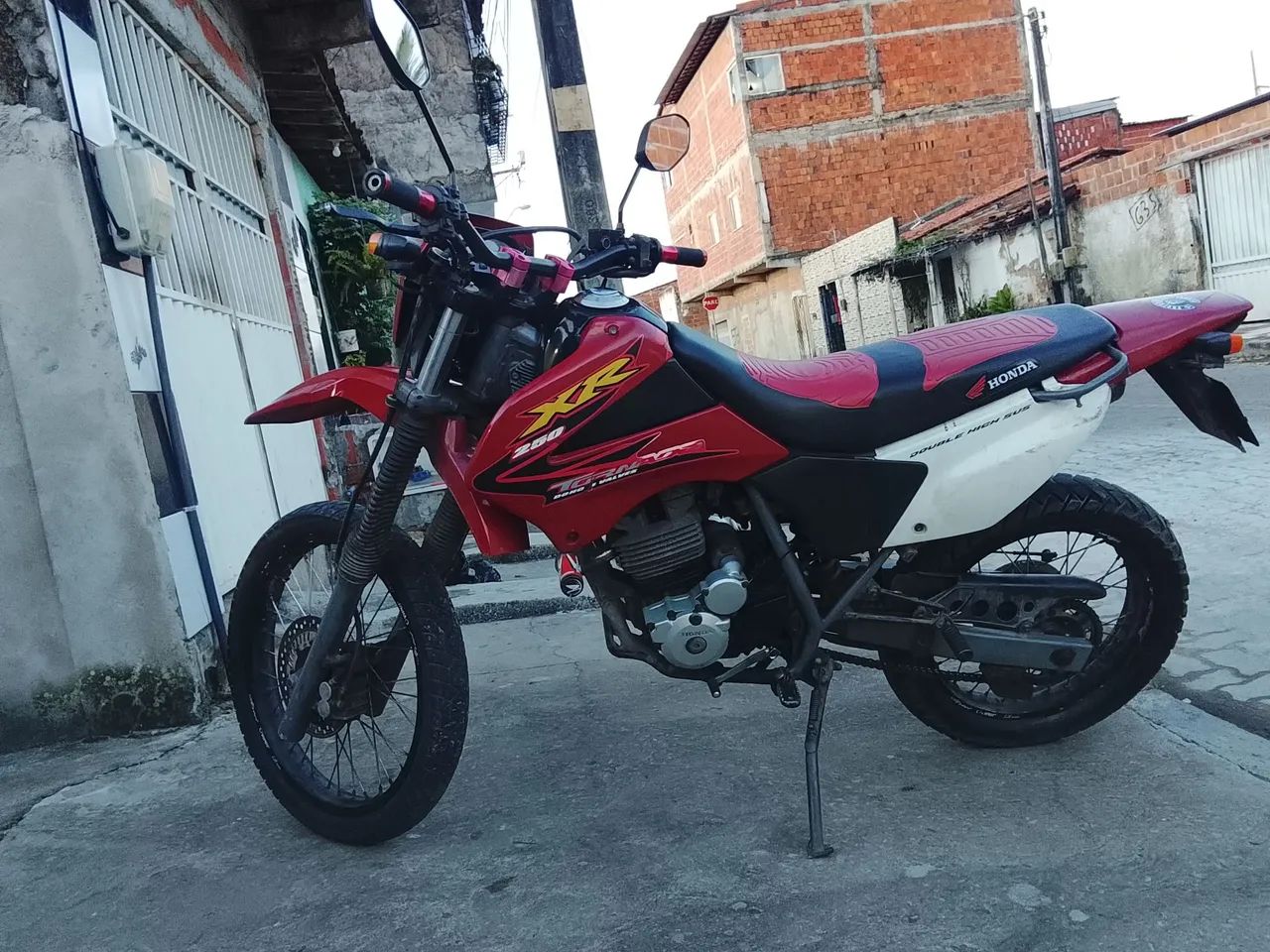 Moto tornado 250 2005 