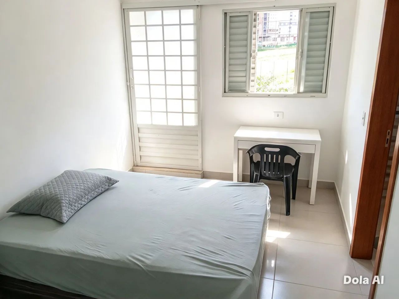 ALUGO QUARTO MOBILIADO PRÓXIMO AO UNICESUMAR  - Foto 2