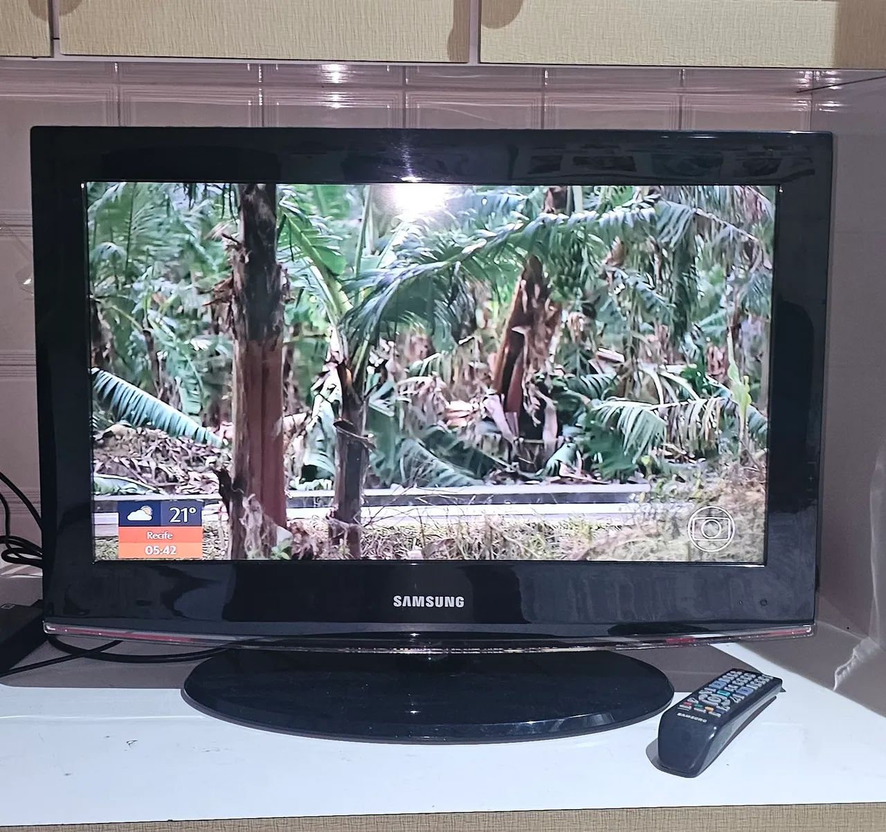 TV LCD Samsung 26 Polegadas LN26B450 - Perfeita p/ Games e TV