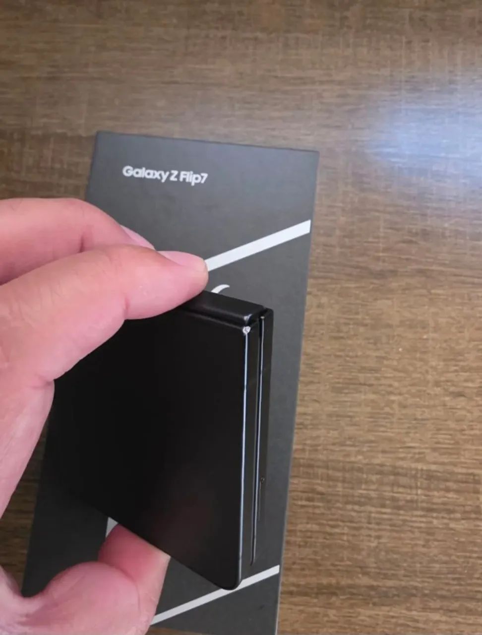 Samsung Z Flip 7 512Gb Garantia ate Mês 08 - Foto 5