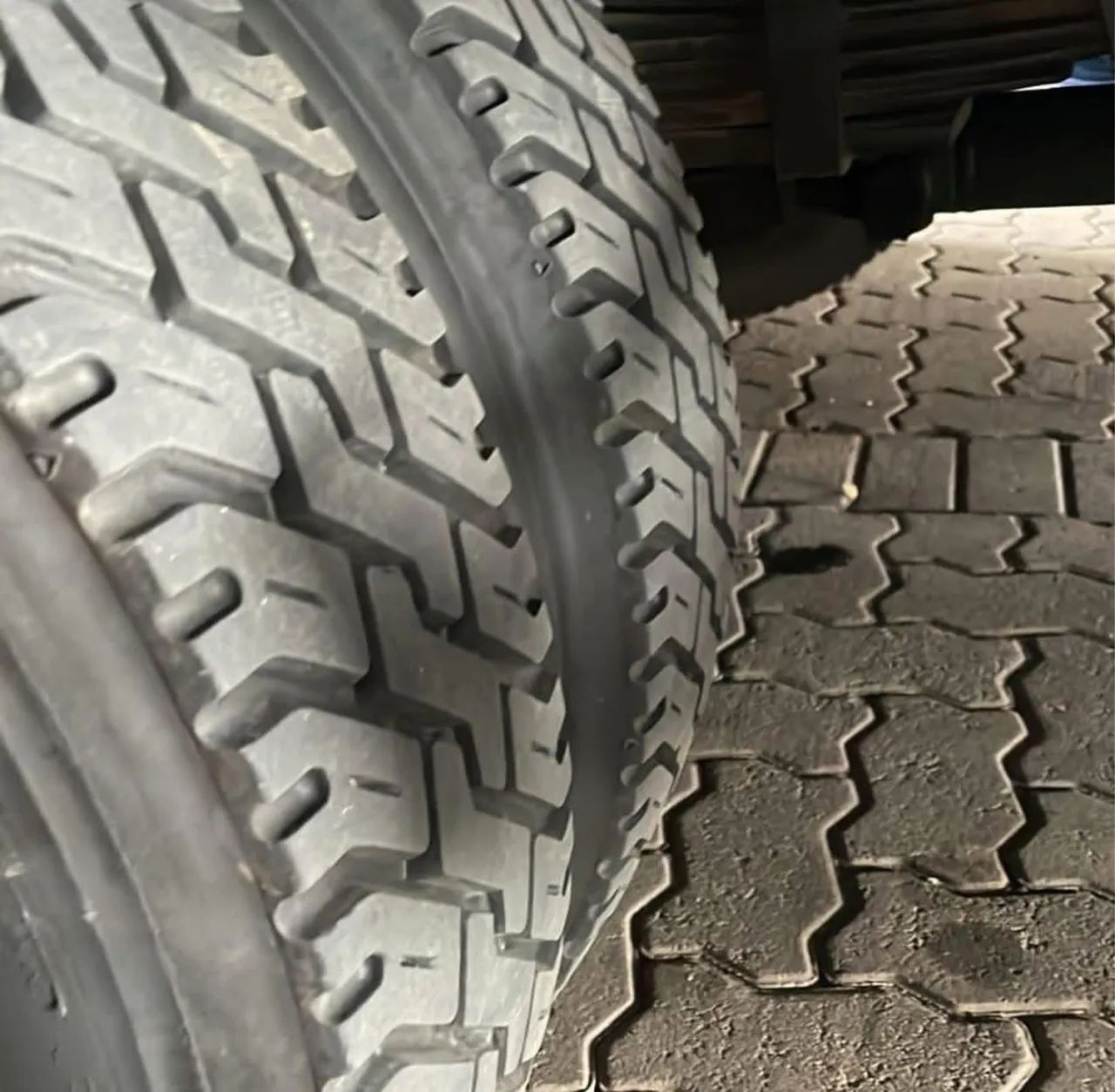 FORD CARGO 815 GUINCHO  - Foto 10