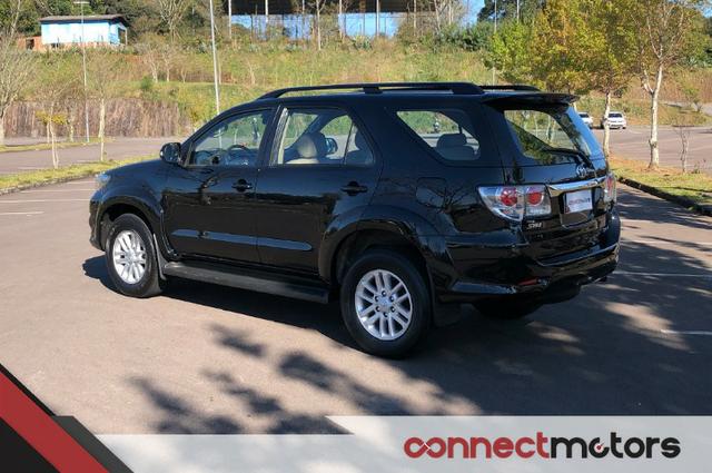 Toyota Hilux SW4 SRV 3.0 TDI Automático - 2014 - Foto 8