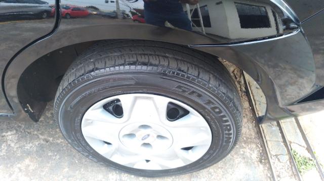 Ford Fiesta sedan 1.6 completo - Foto 13
