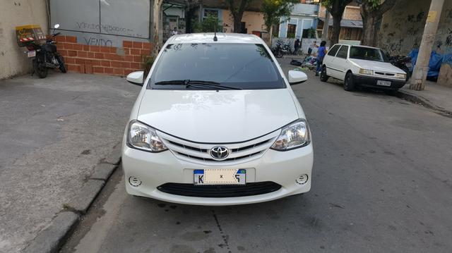 Toyota Etios X 1.3 2017 - Foto 5