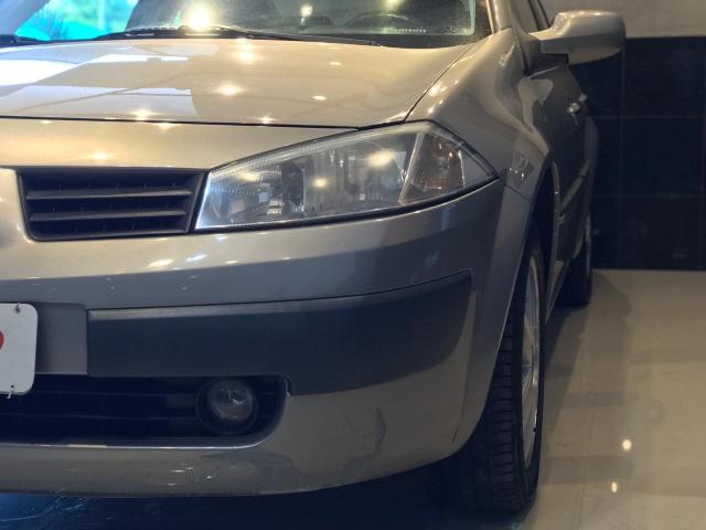 MÉGANE 2007/2008 2.0 DYNAMIQUE SEDAN 16V GASOLINA 4P AUTOMÁTICO - Foto 8
