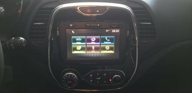 Renault Captur Intense 2.0 - 2018 - Foto 12