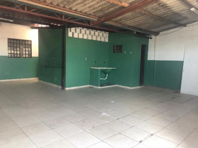 QN 15 A - Casa 3 quartos, próximo a avenida principal - Foto 7