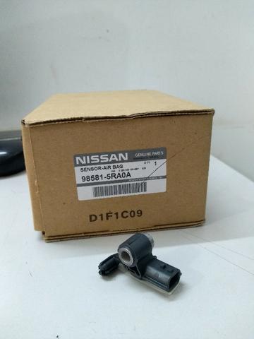 Sensor do airbag dianteiro central - Kicks 2016