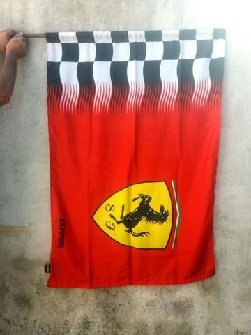 Ferrari (Livro 1998) + bandeiras - para colecionador e amante da marca - Foto 4