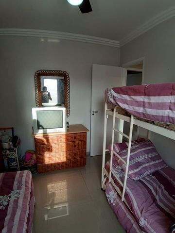 Lindo Apartamento de 2 dormit com sacada região Tortugas - Foto 7