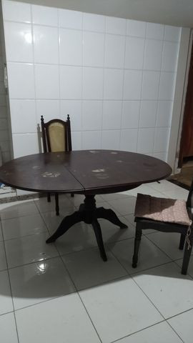 Mesa em madeira maciça - Foto 2